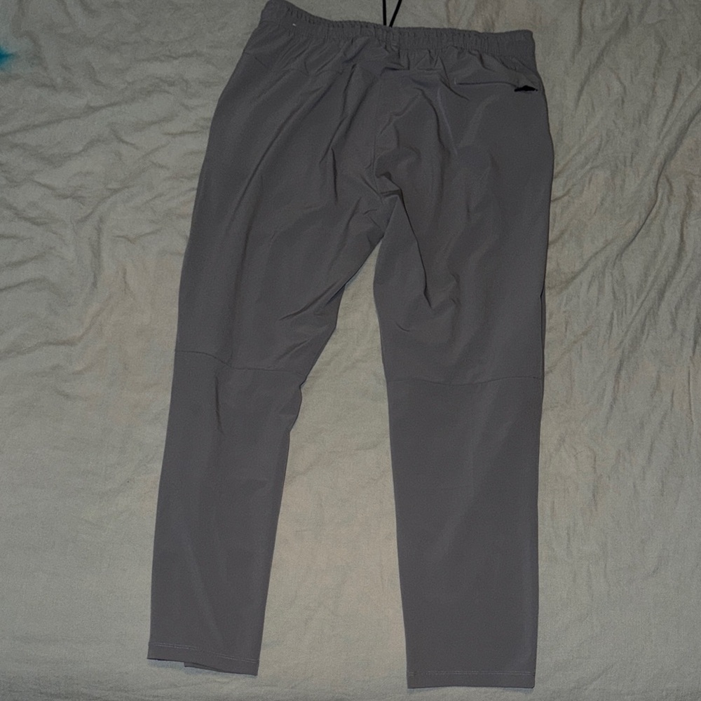 Nike Men's Light Gray Windbreaker Jacket and Pants - Picture 11 of 13